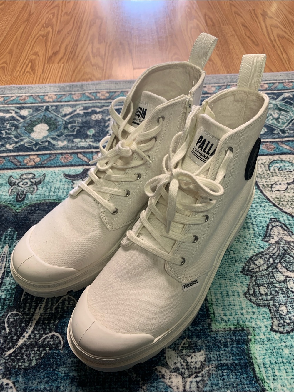 Palladium new white chunky heel sneaker boots zip 8.5